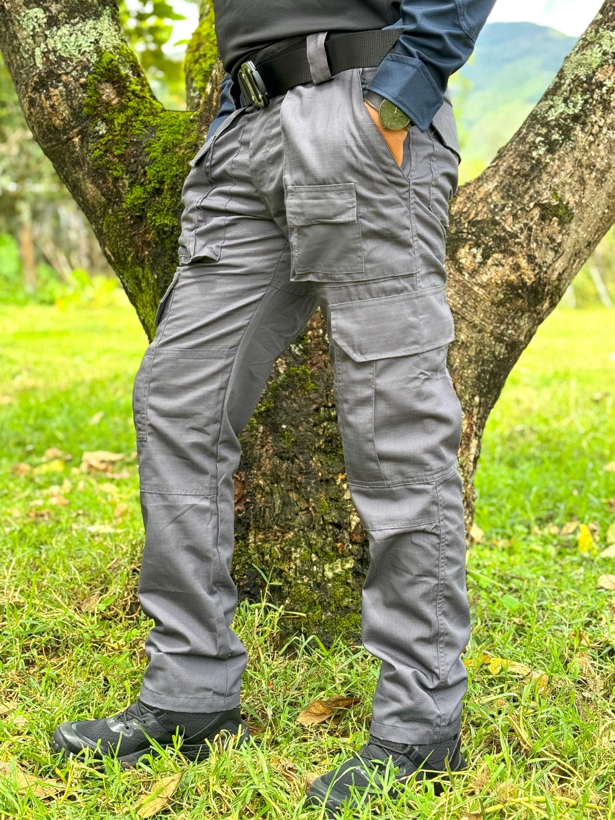 EverTrek™ - Pantalón Táctico Resistente e Impermeable + Regalo (Solo Hoy)